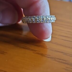 Elegant Gold and Silver Women's Ring